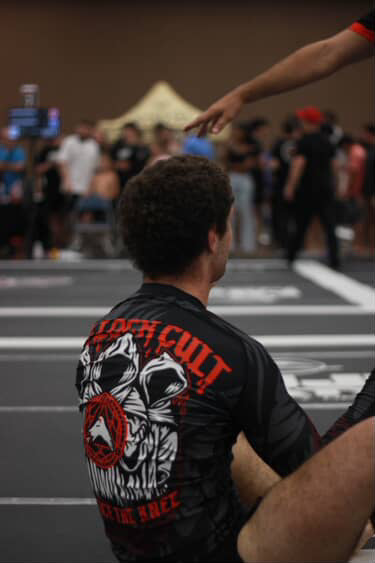 Leg Lock Cult Rash Guard - ButterflyX