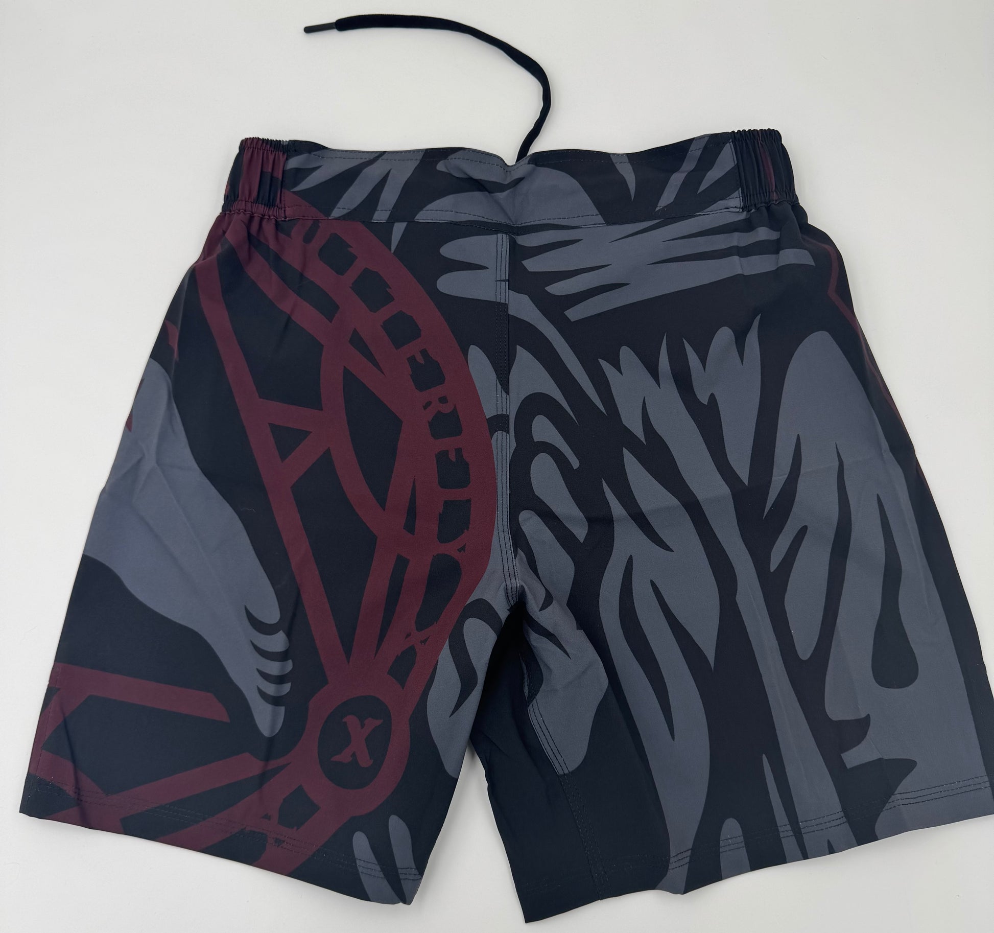 Leg Lock Cult Shorts - ButterflyX
